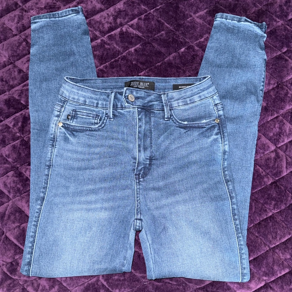 Judy Blue Light Wash Skinny Jeans